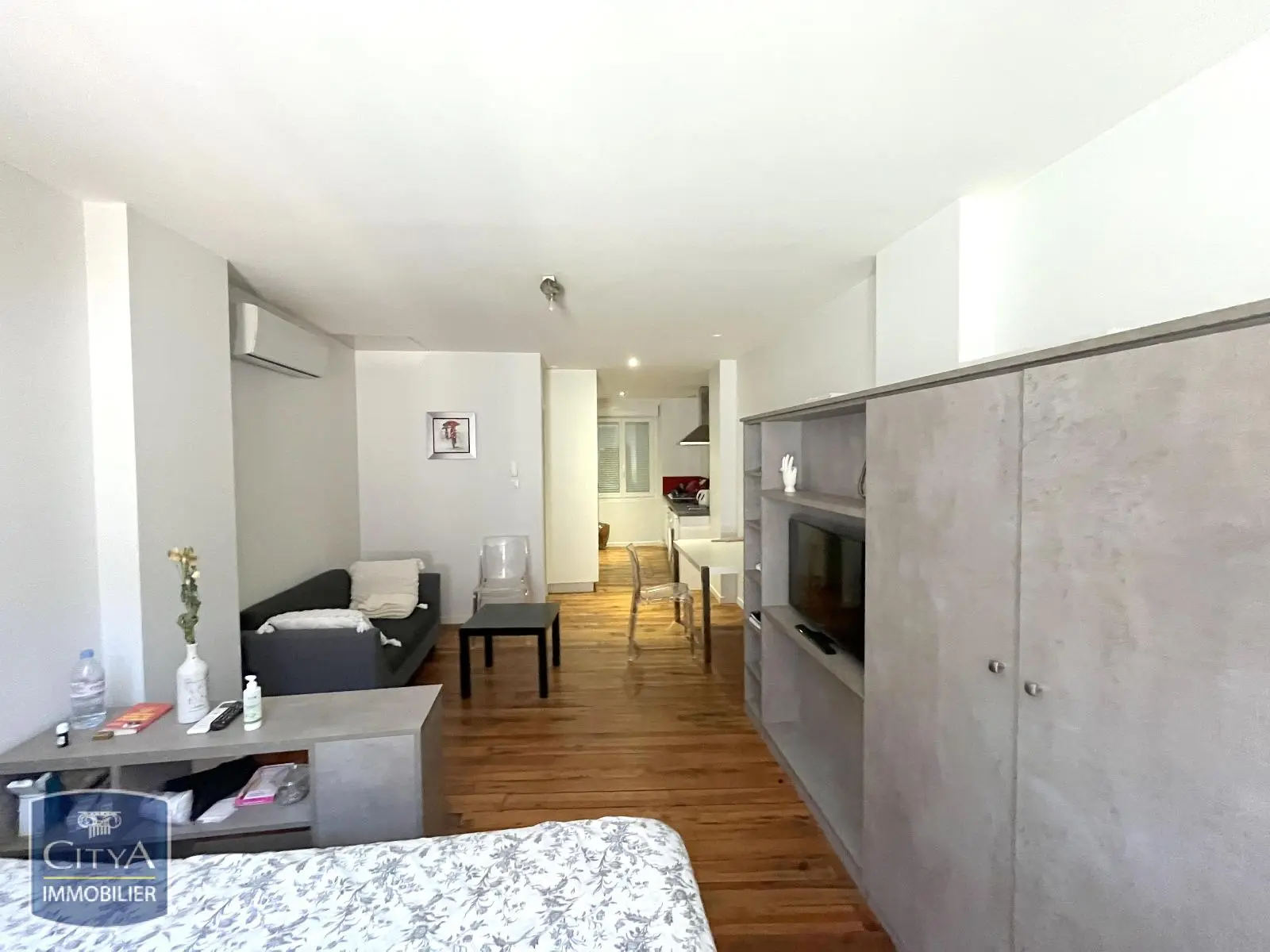 Photo 1 Appartement 1 pièce 32m²