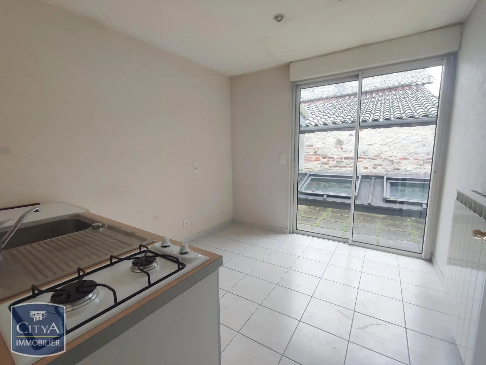 Photo 8 Local Professionnel 145m²