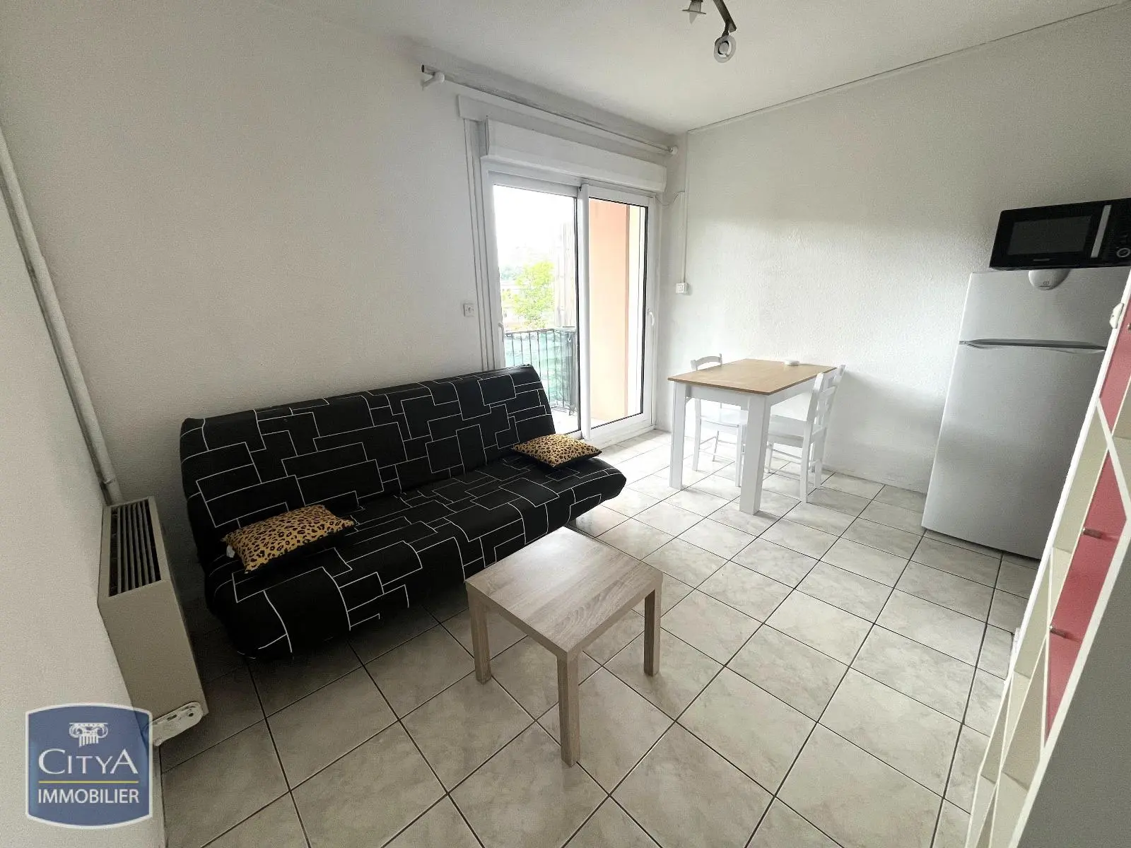 Photo 1 Appartement 1 pièce 17m²