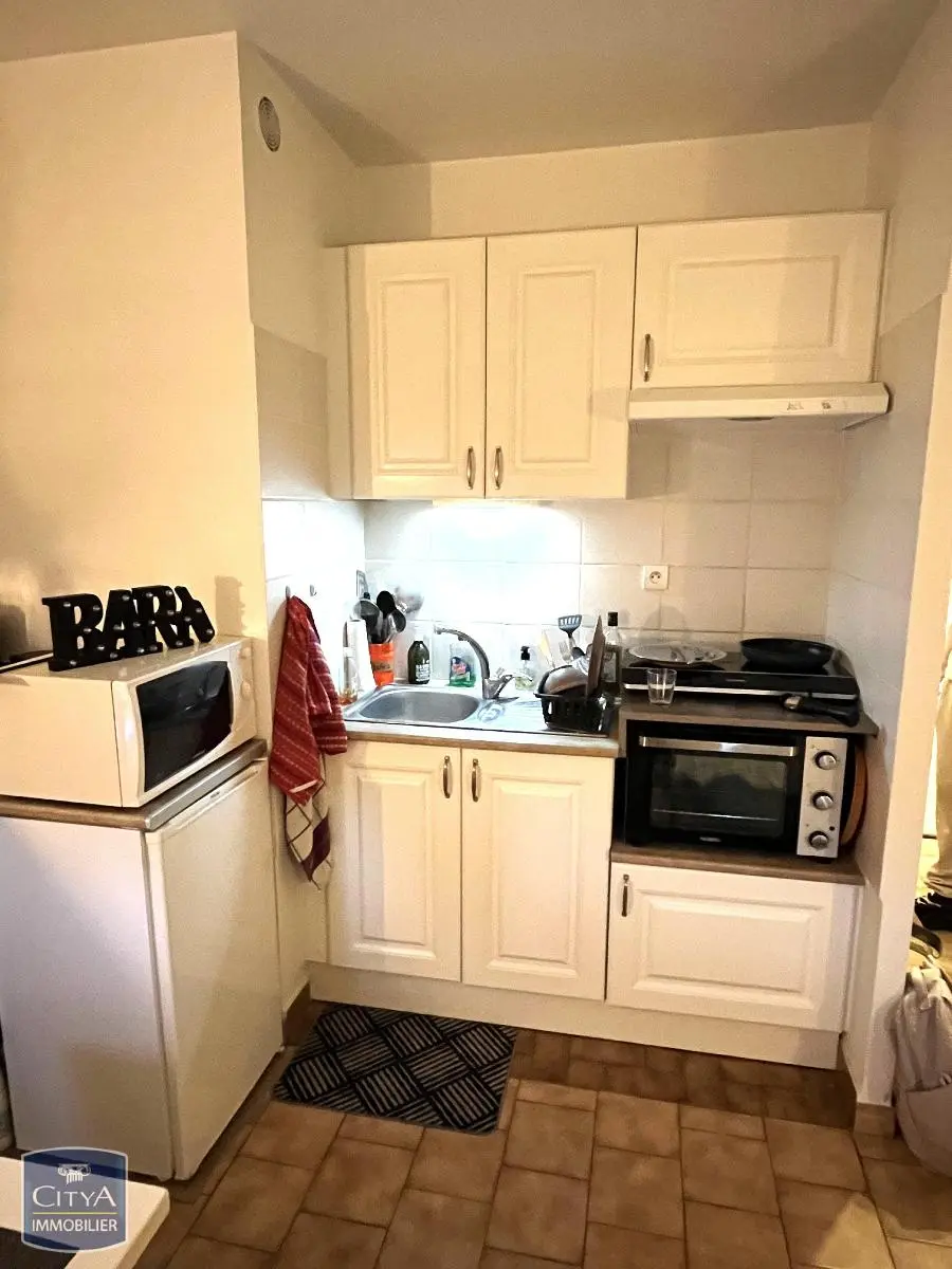 Photo 1 Appartement 1 pièce 19m²