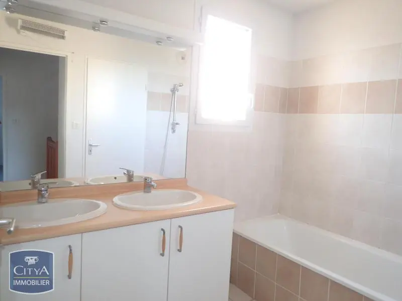 Photo 3 Maison 4 pièces 79.82m²