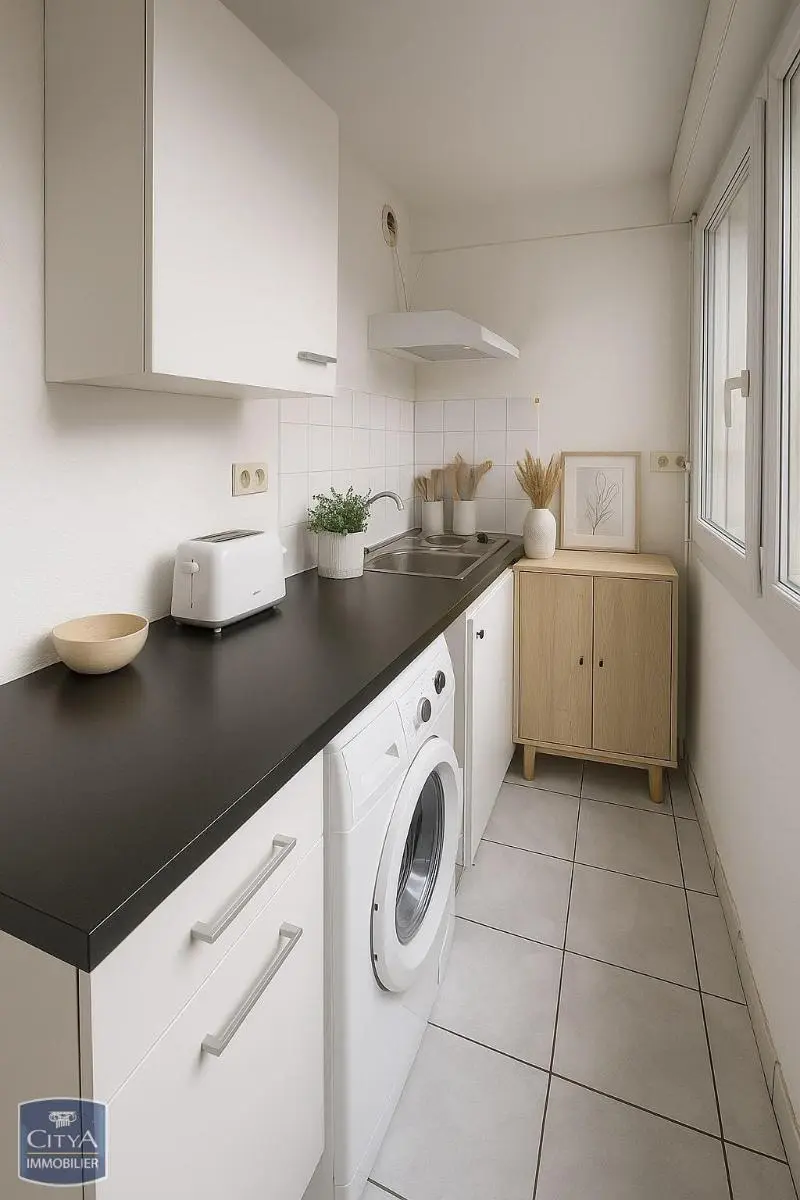 Photo 2 Appartement 1 pièce 21.72m²