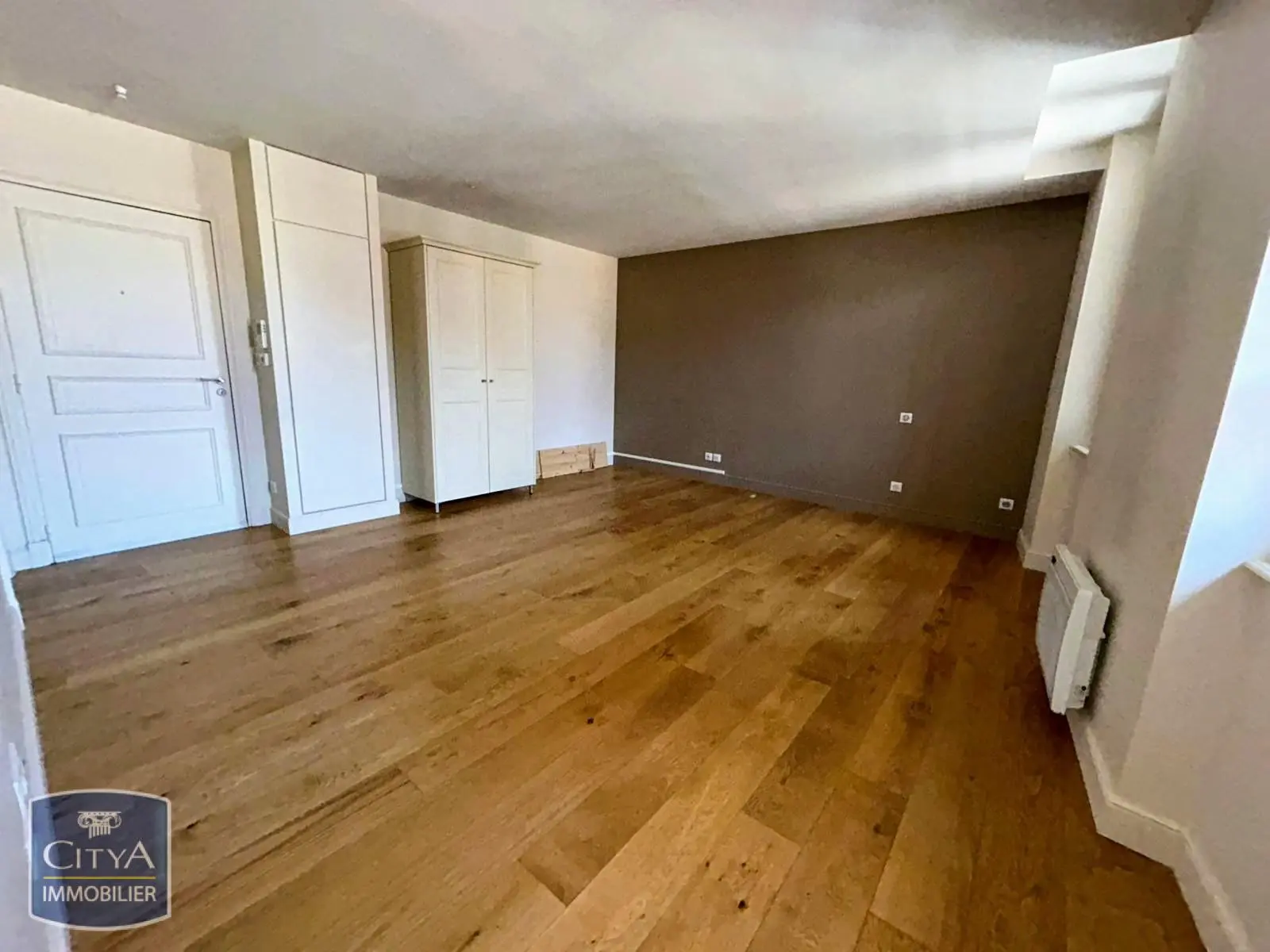Photo 1 Appartement 1 pièce 31m²