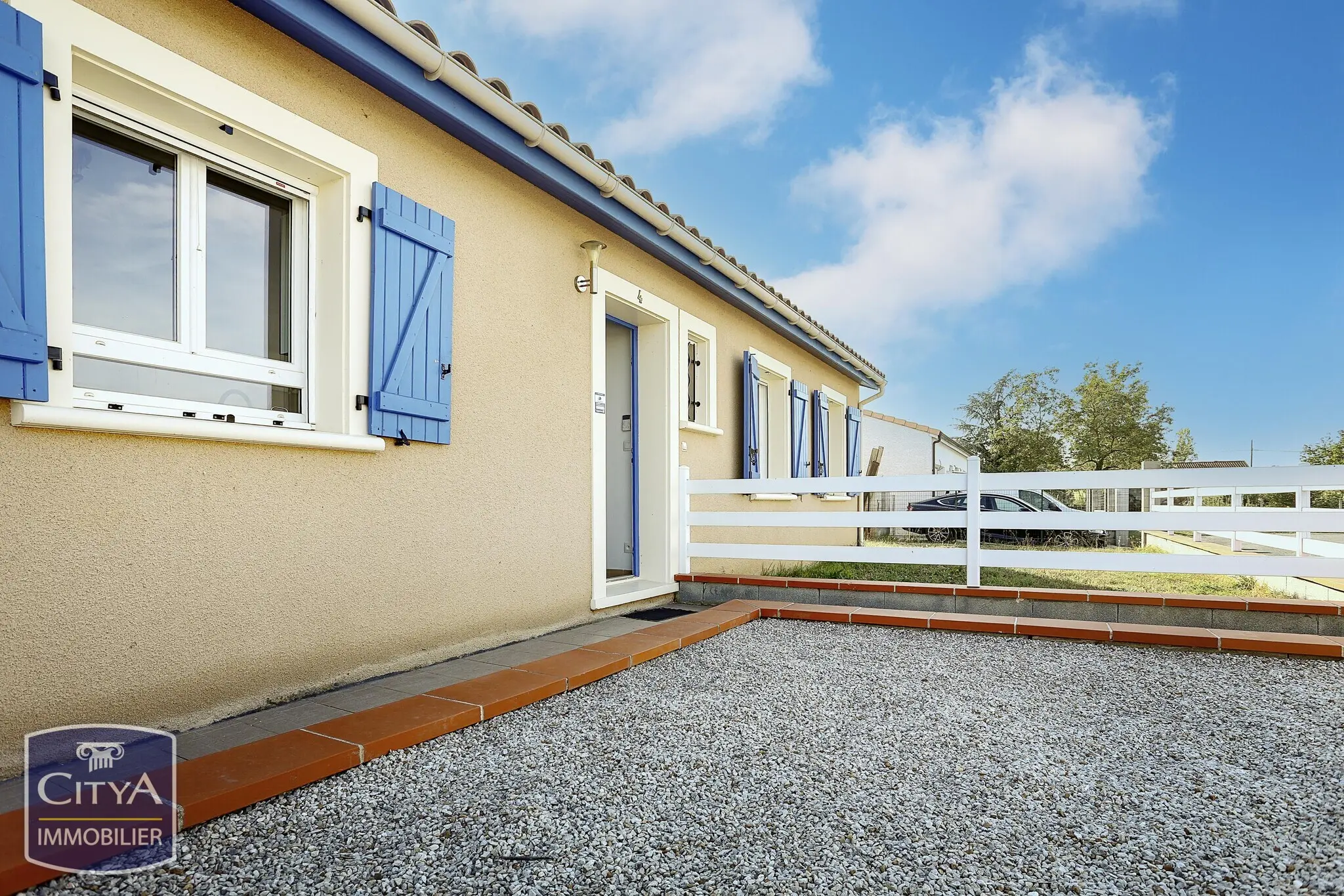 Photo 1 Maison 4 pièces 80m²