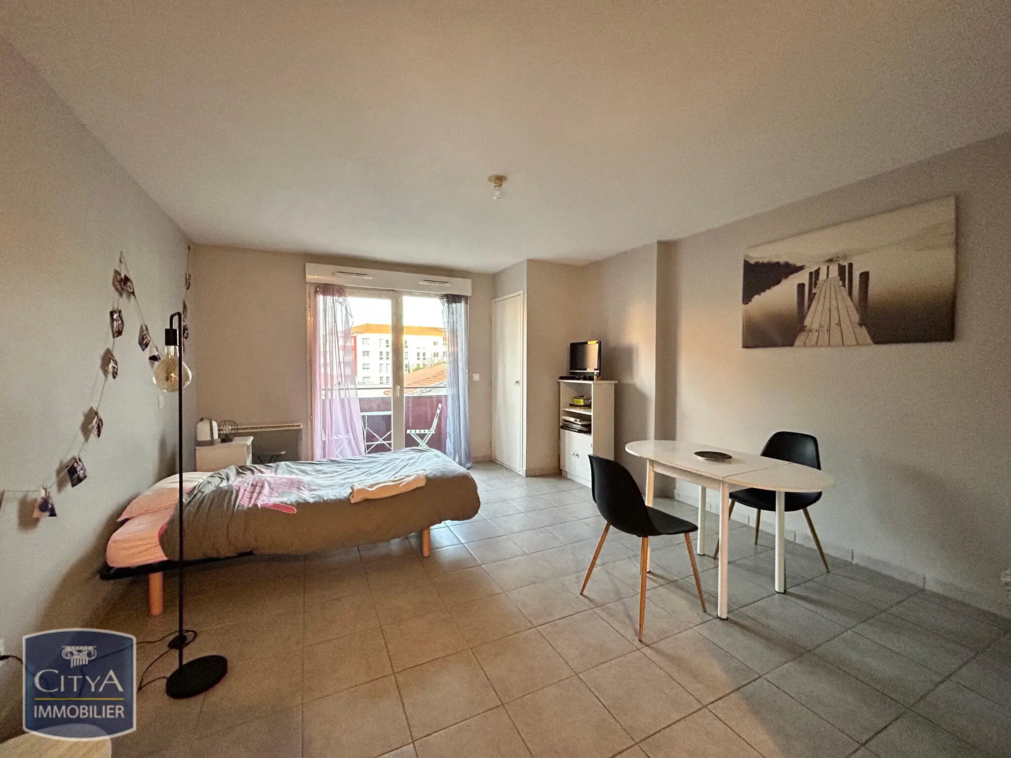 Photo 1 Appartement 1 pièce 29m²