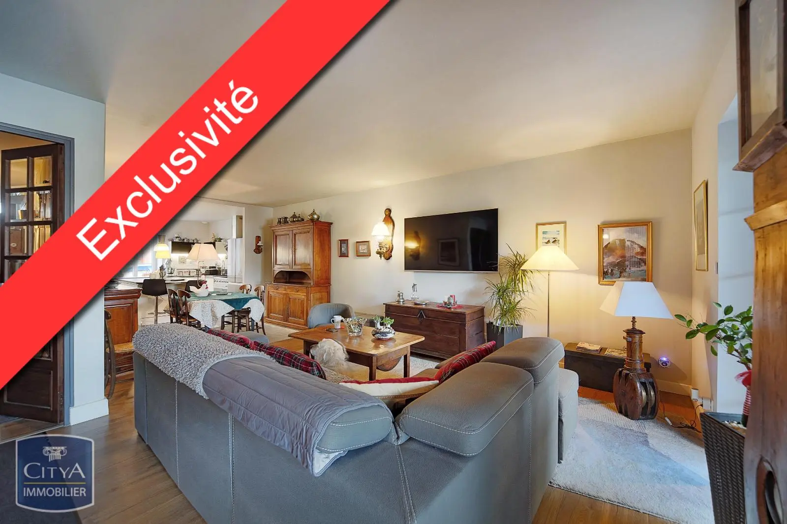 Photo 1 Maison 5 pièces 165m²