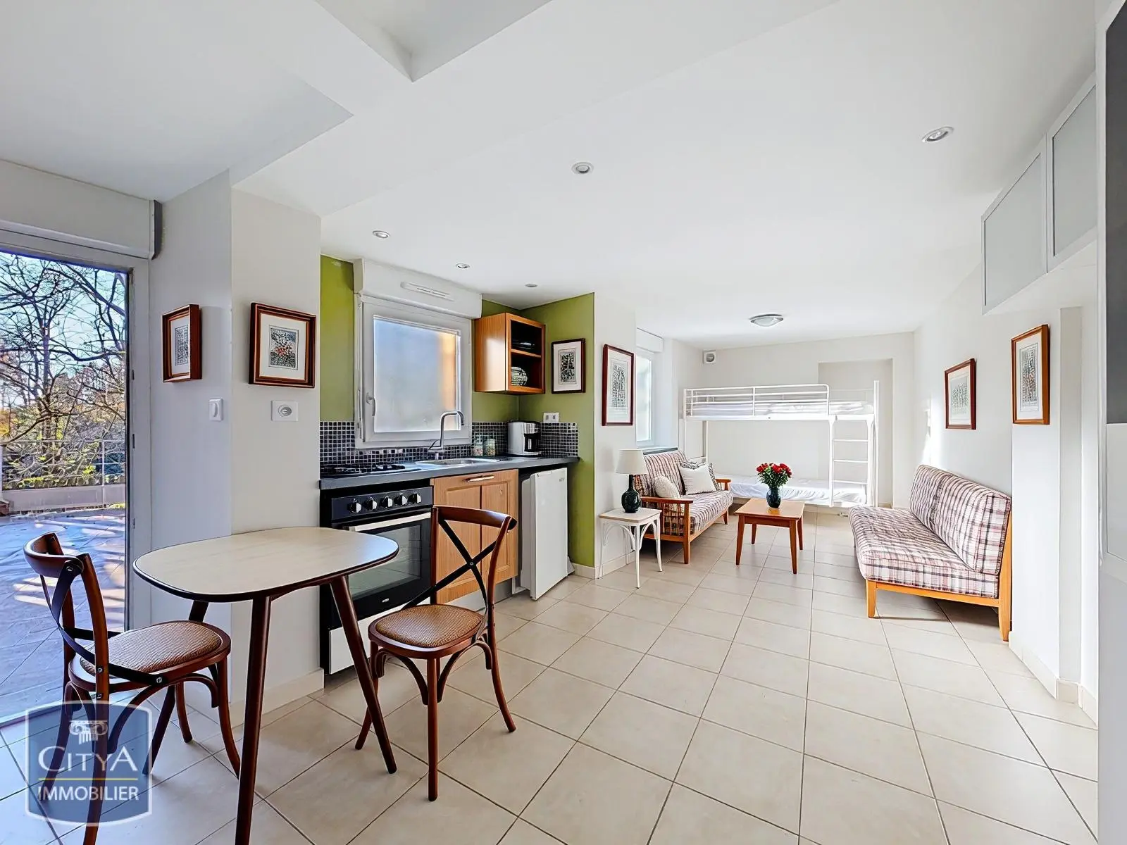 Photo 9 Maison 9 pièces 260m²