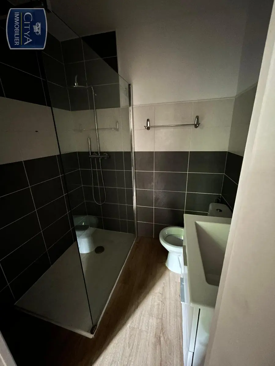 Photo 3 Appartement 1 pièce 23.82m²