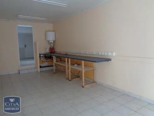 Photo 6 Local Commercial