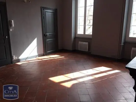 LOCATION A CARCASSONNE