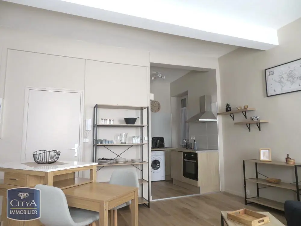 STUDIO MEUBLE A LOUER