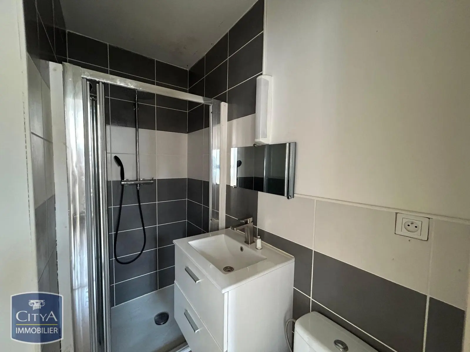 Photo 4 Appartement 1 pièce 21.98m²