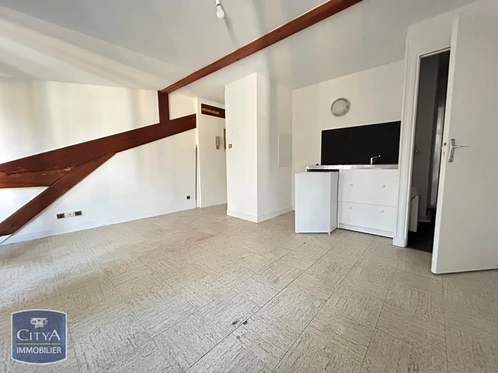 Photo 1 Appartement 1 pièce 20.82m²