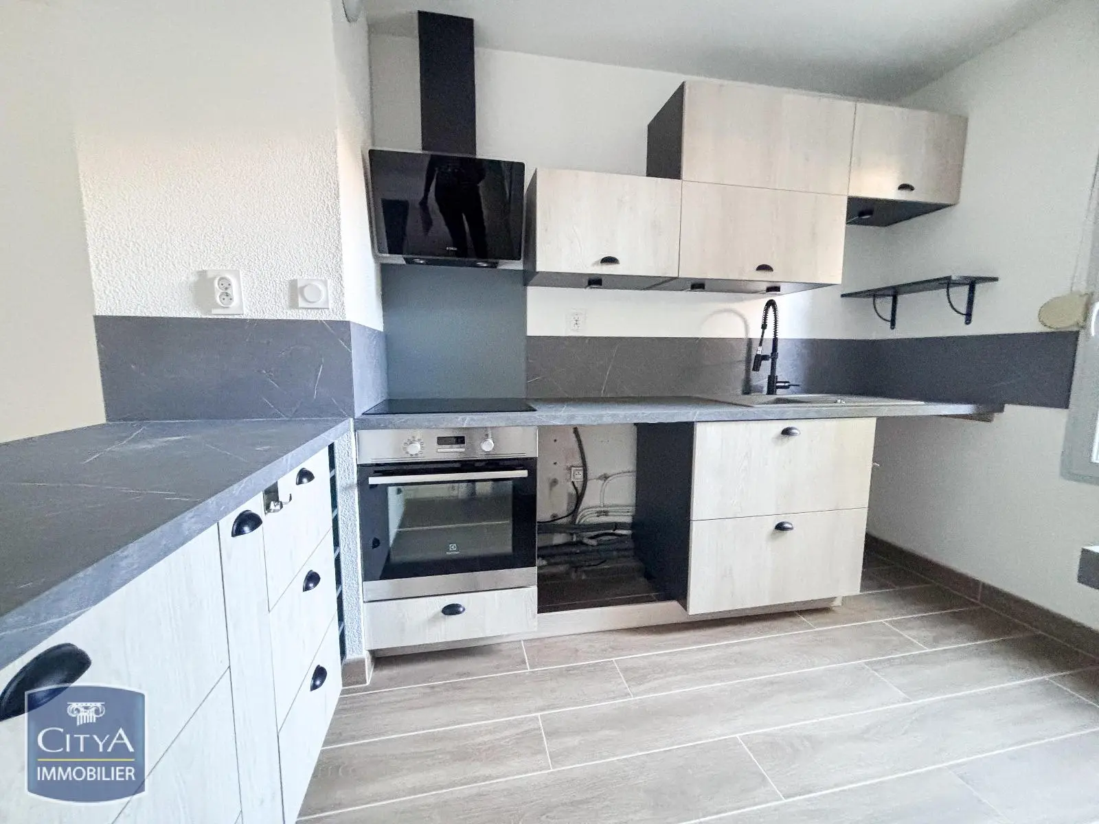 TROIS CHAMBRES LOCATION