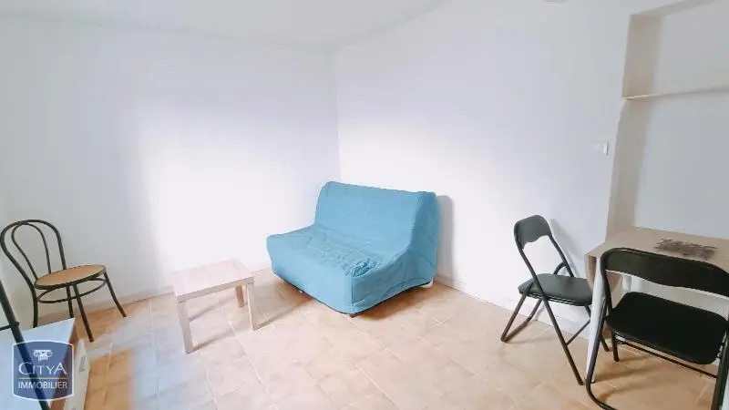 Photo 1 Appartement 1 pièce 15.88m²