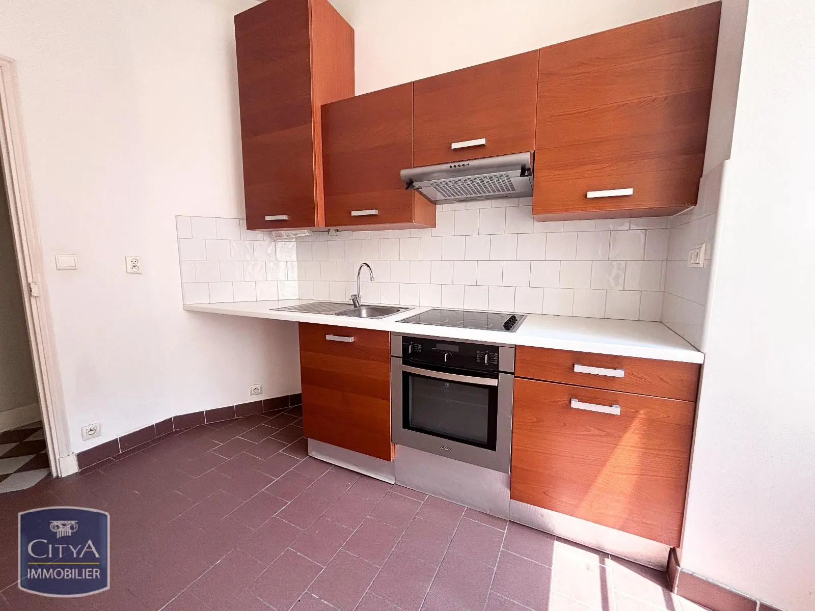 CUISINE SEPAREE LOCATION