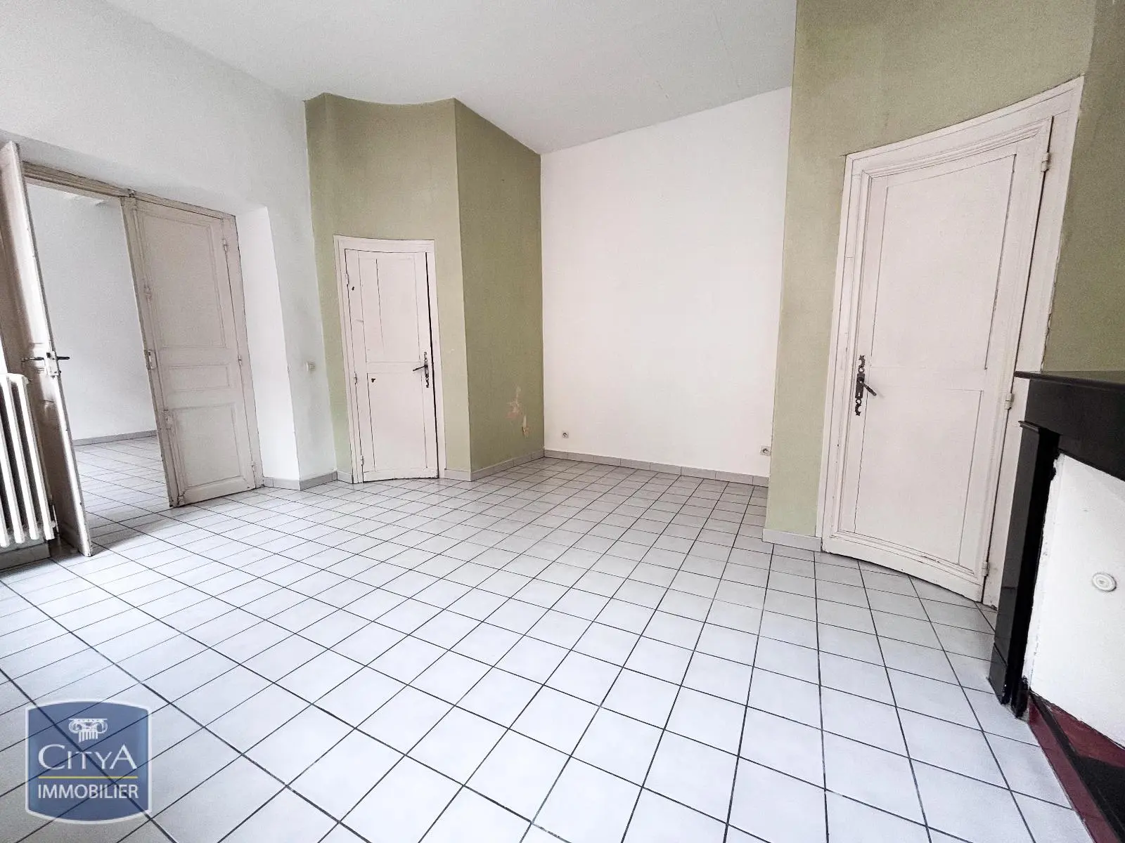 PATIO LOCATION APPARTEMENT