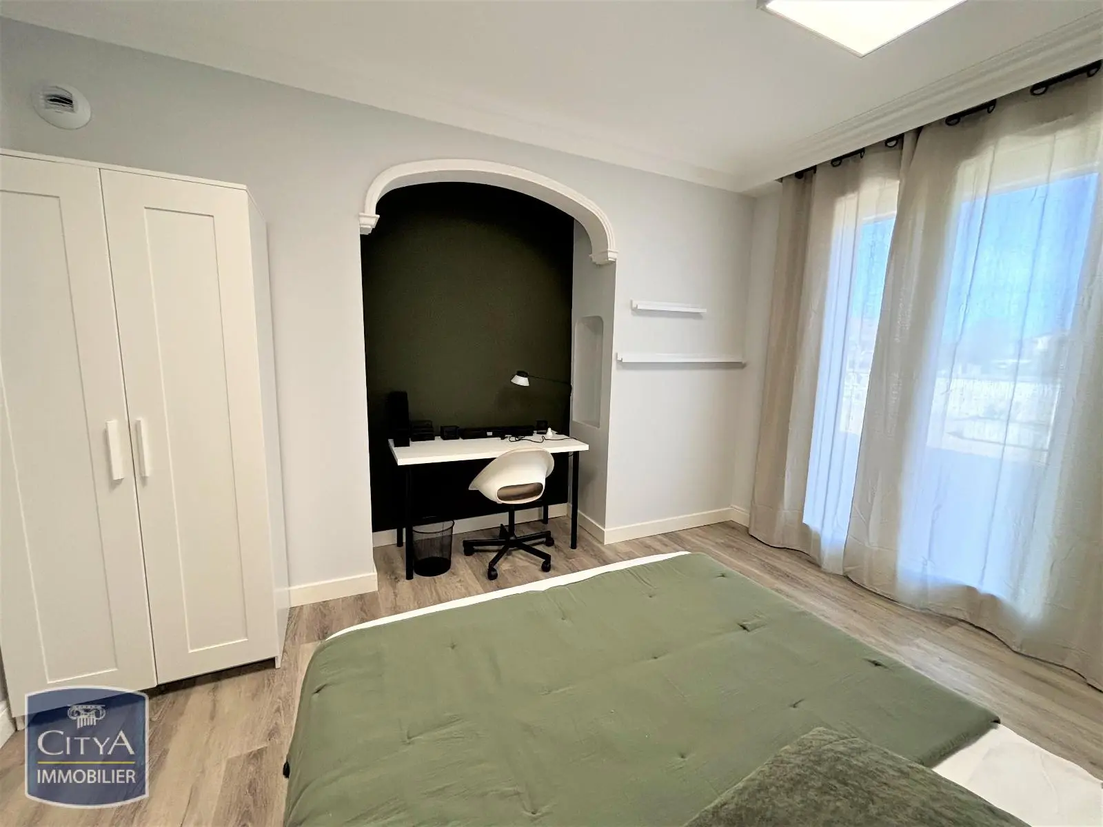 Photo 1 Appartement 1 pièce 13.4m²