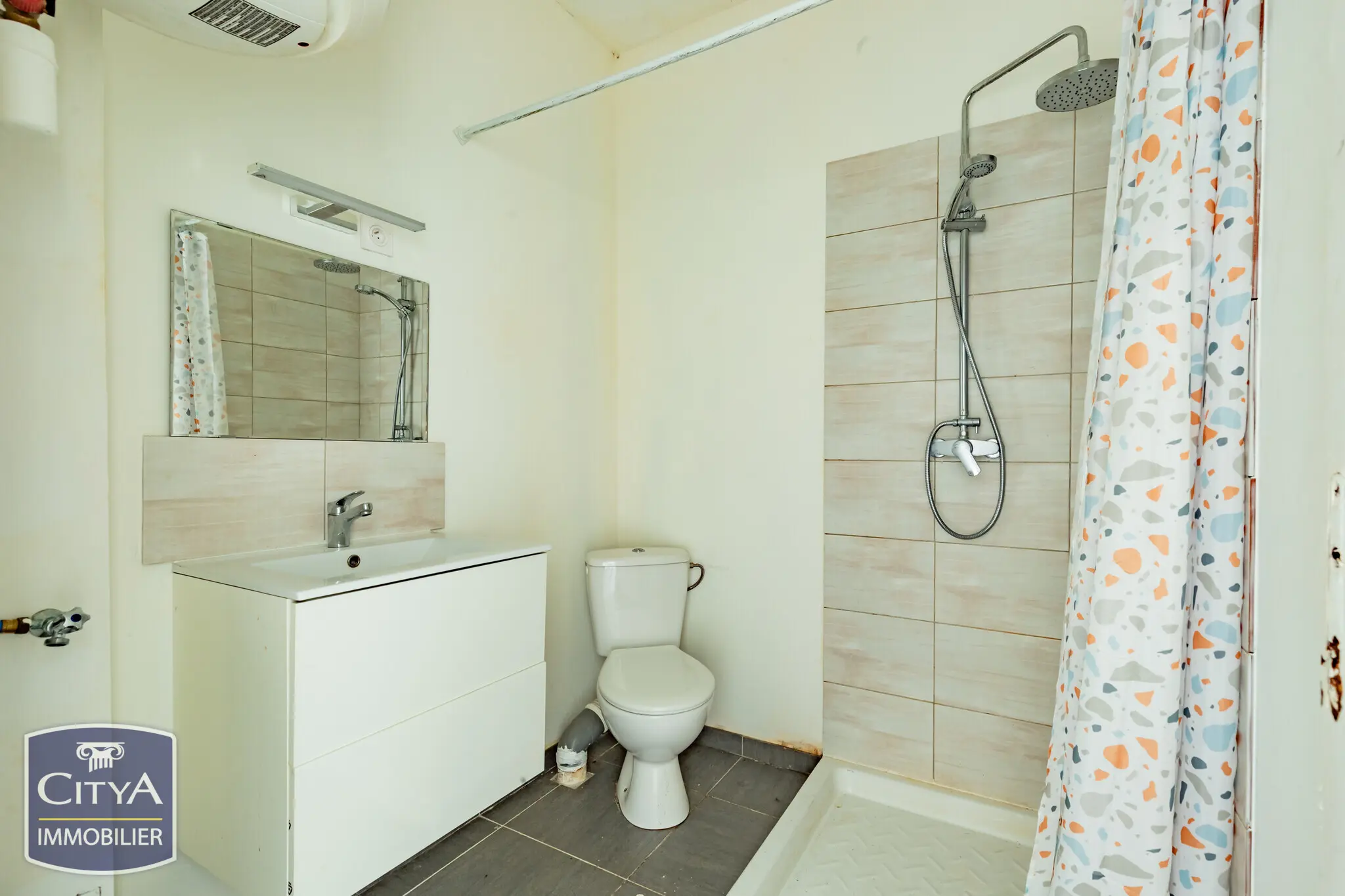 Photo 9 Immeuble 180m²