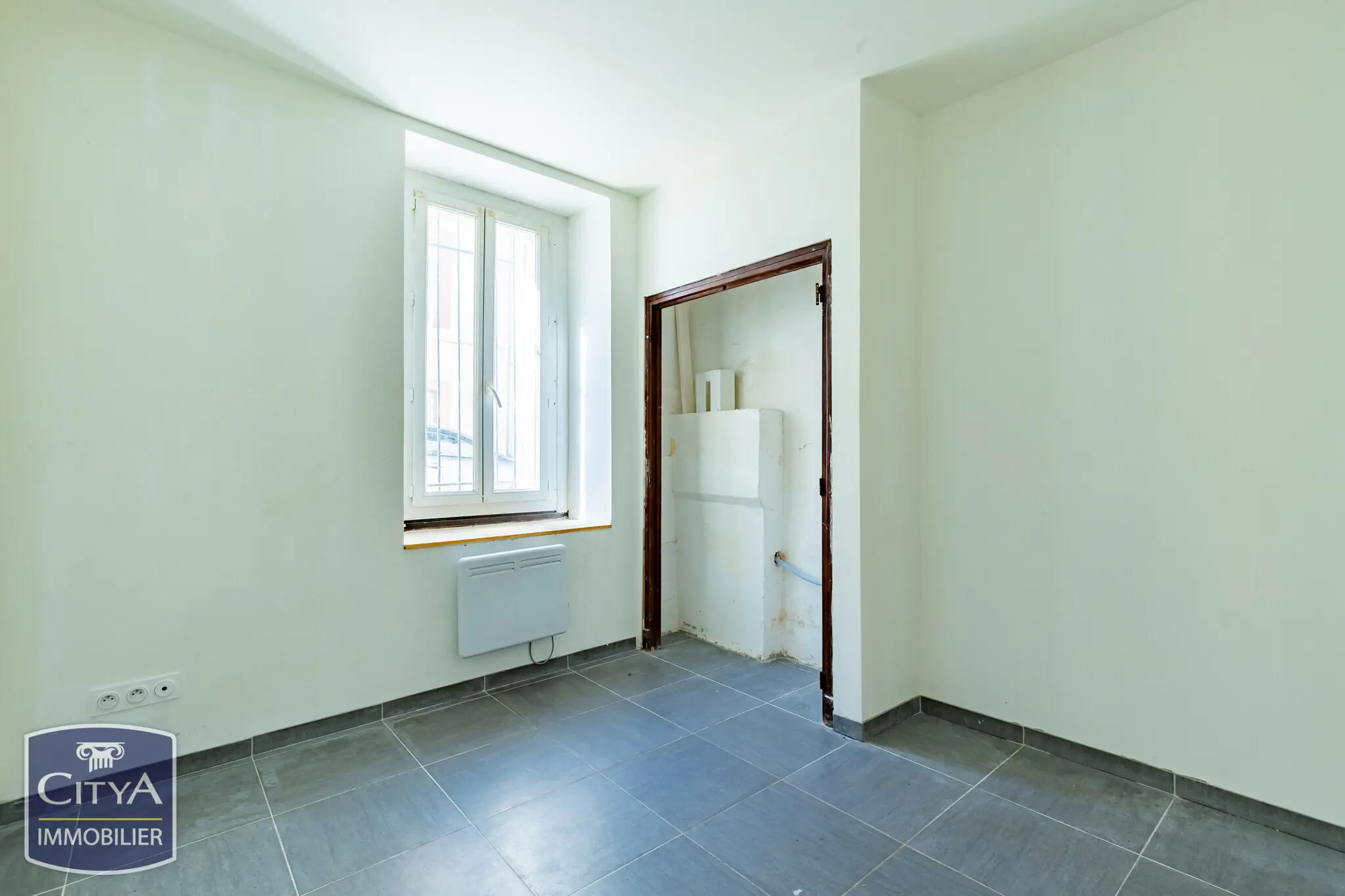 Photo 8 Immeuble 180m²