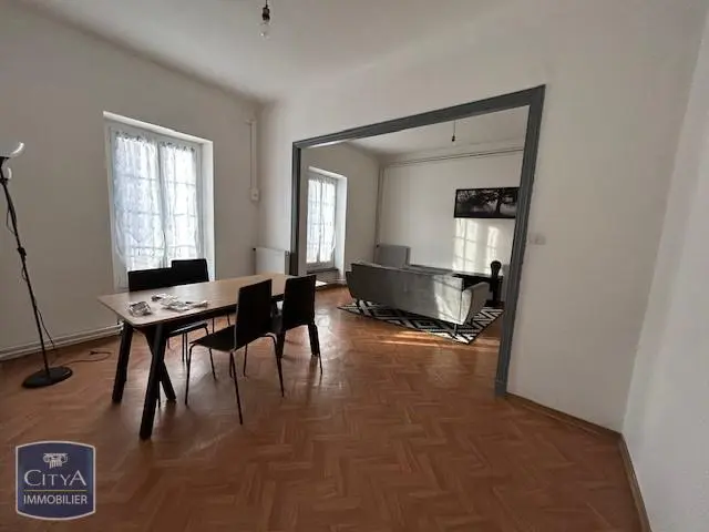 Photo 2 Immeuble 160m²