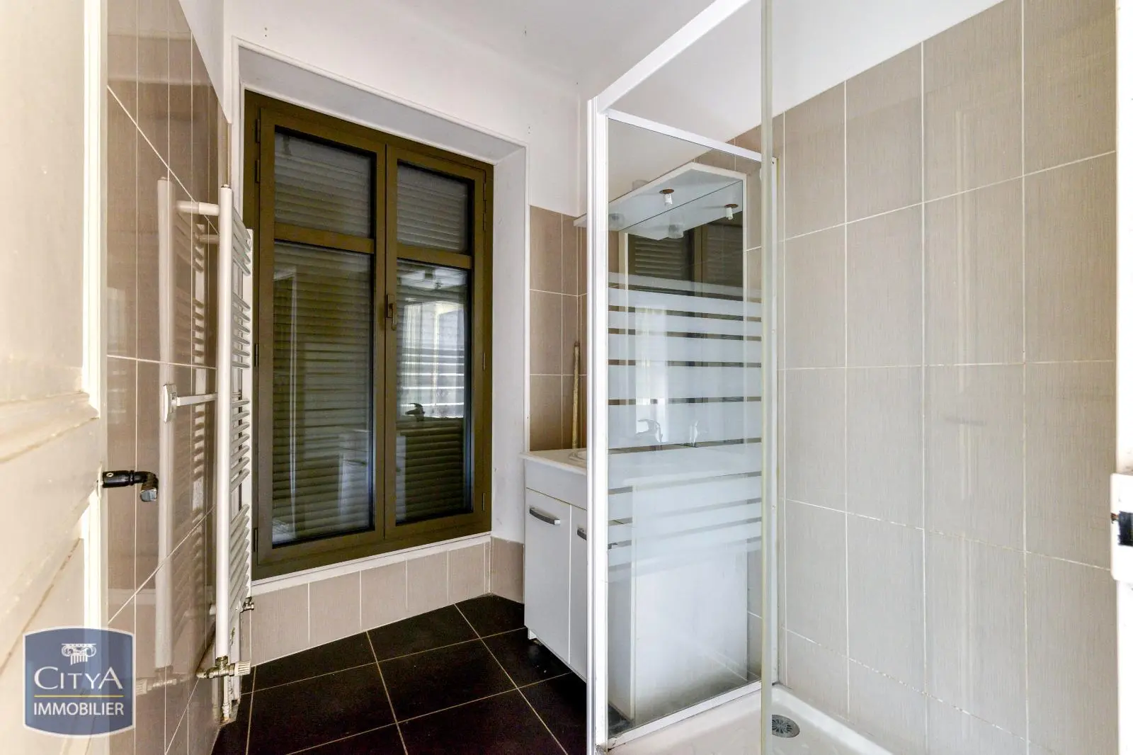 Photo 10 Immeuble 400m²