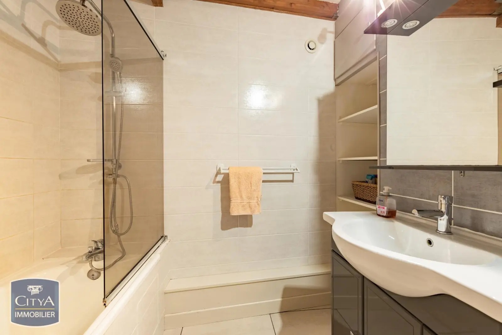 Photo 8 Appartement 4 pièces