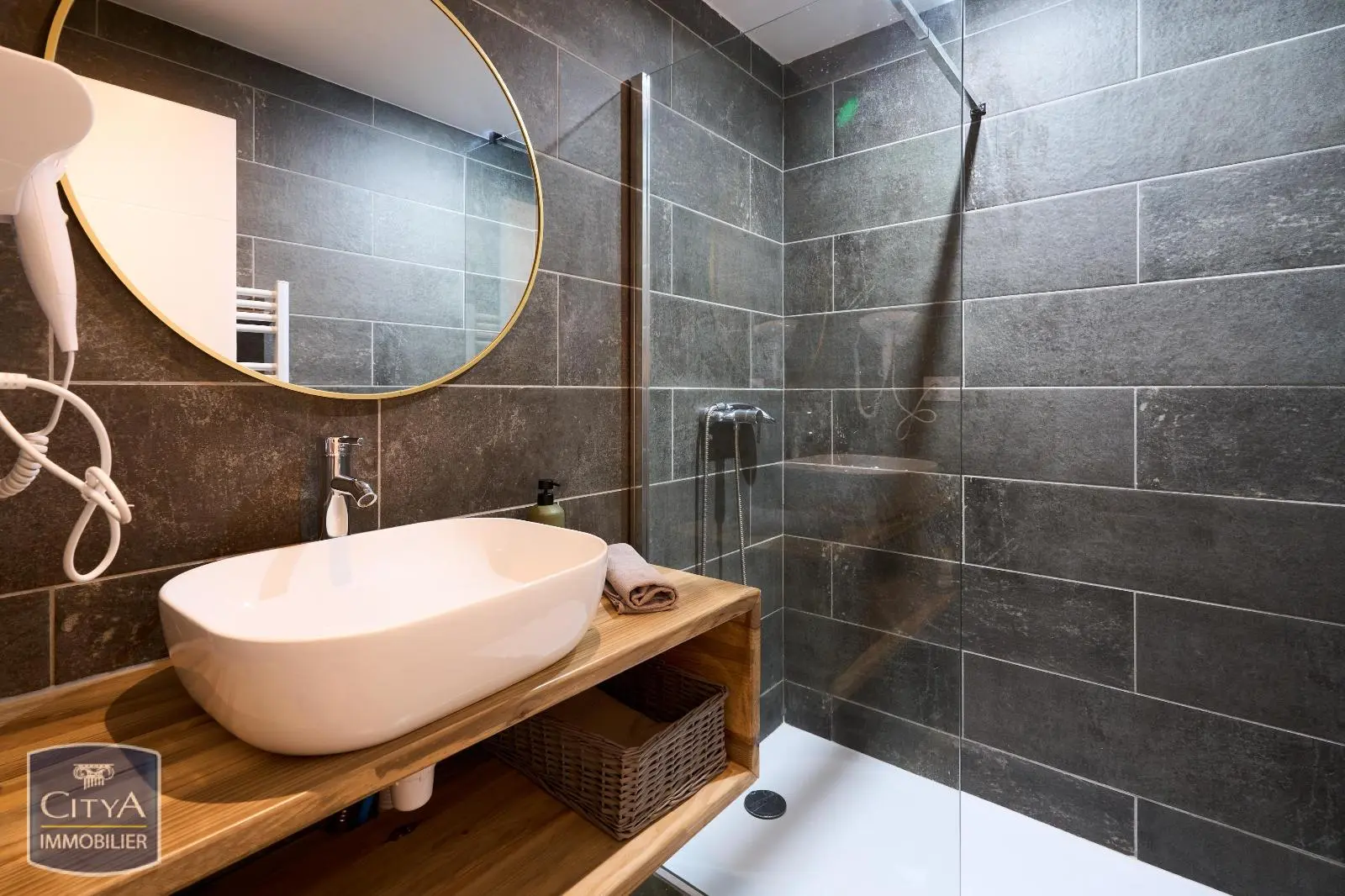 Photo 7 Immeuble 311m²