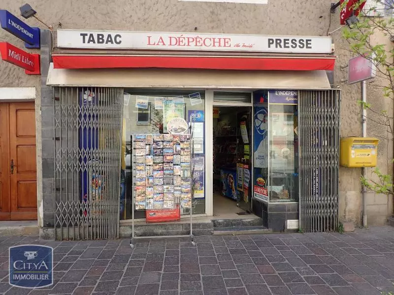 Illustration pour Fonds De Commerce 35m² Photo Fonds De Commerce 35m²