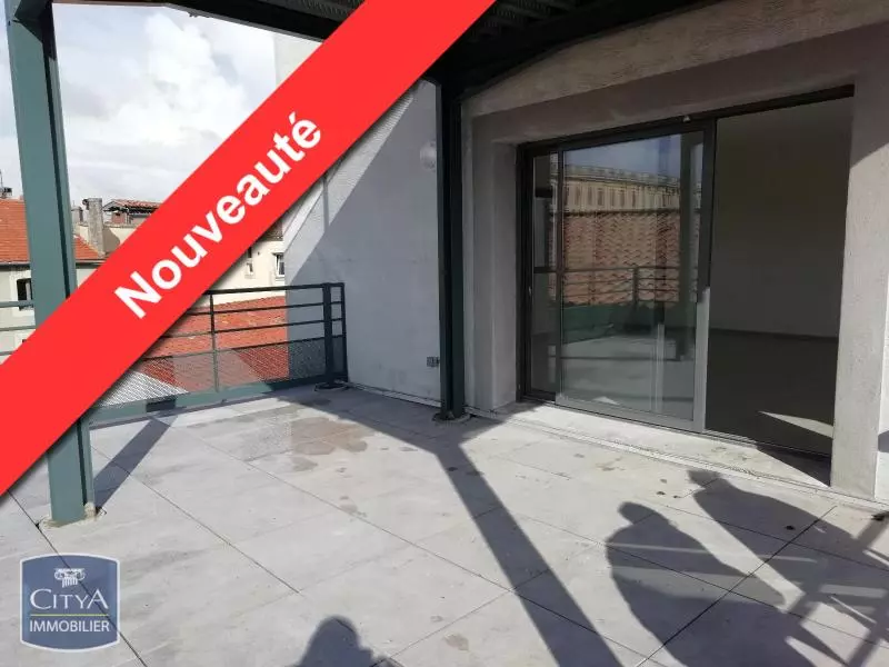 Illustration pour Appartement 5 pièces 120m² Photo Appartement 5 pièces 120m²