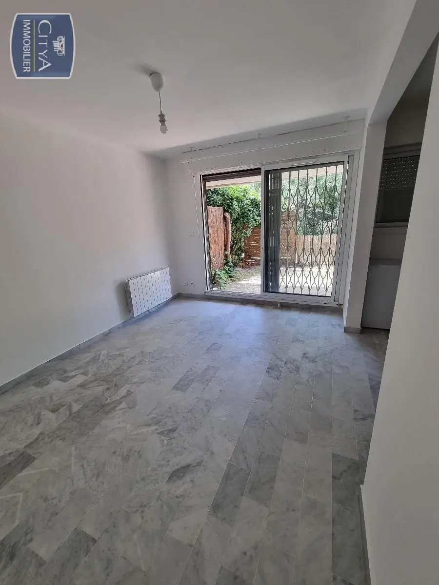 Photo 1 Appartement 1 pièce 24.71m²