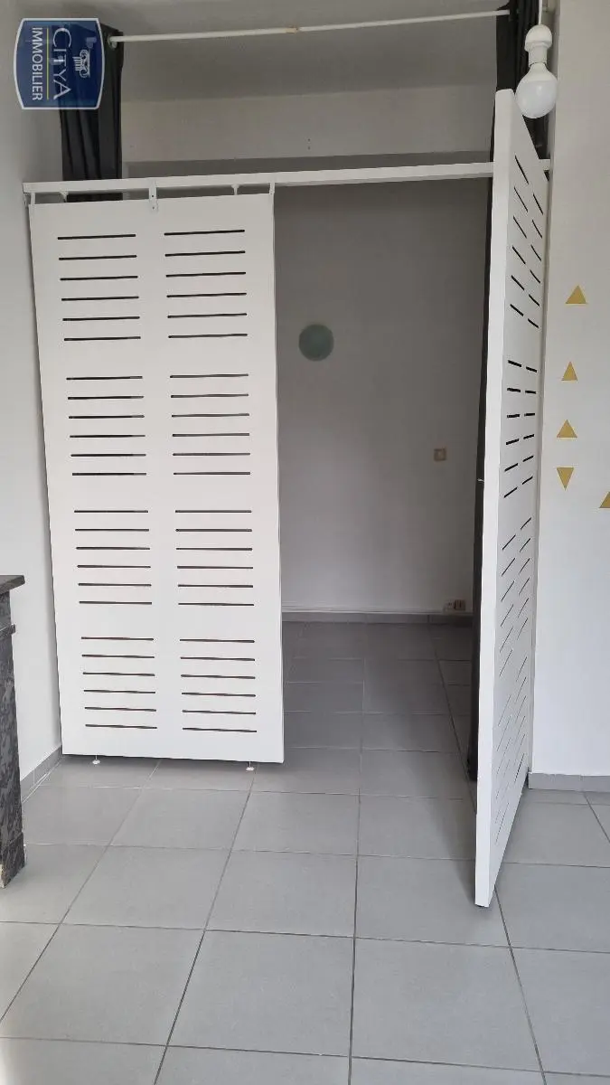 Photo 2 Appartement 1 pièce 38m²