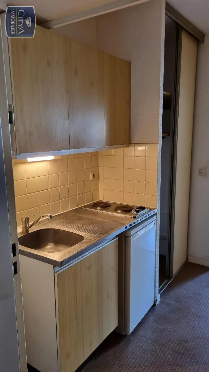 Photo 2 Appartement 1 pièce 20.7m²