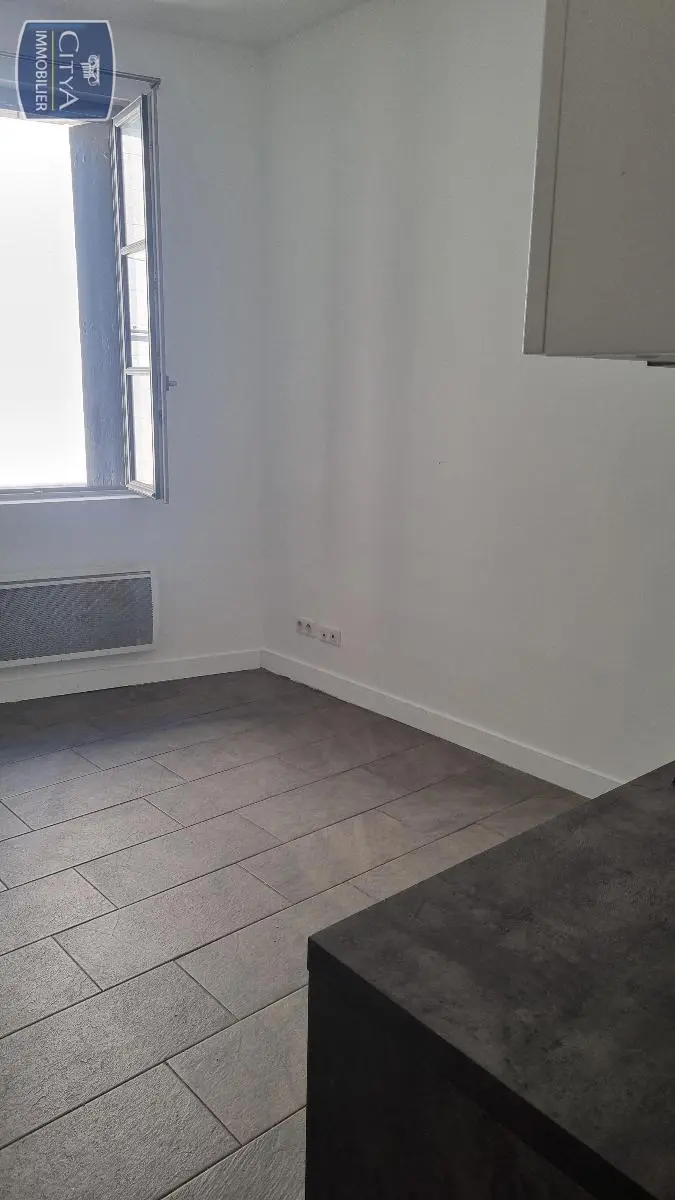 Photo 3 Appartement 2 pièces 27.9m²