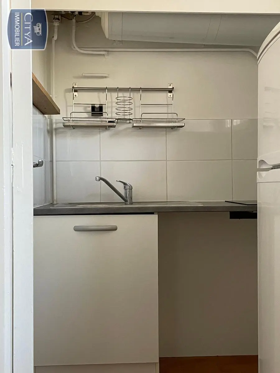 Photo 3 Appartement 1 pièce 19.96m²