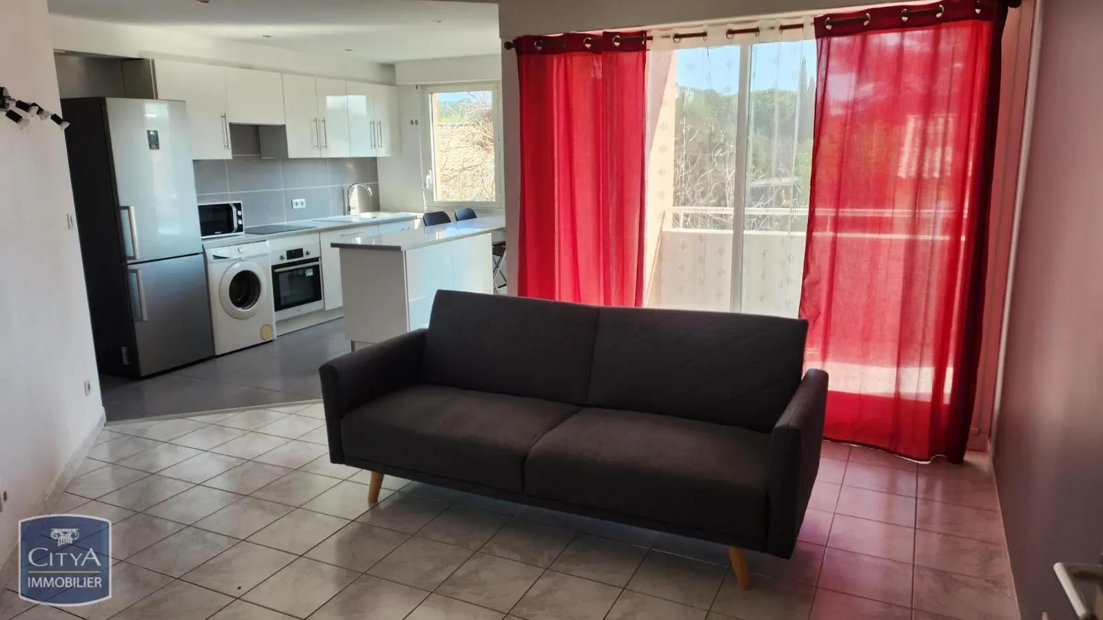 Photo 2 Appartement 2 pièces 43.77m²