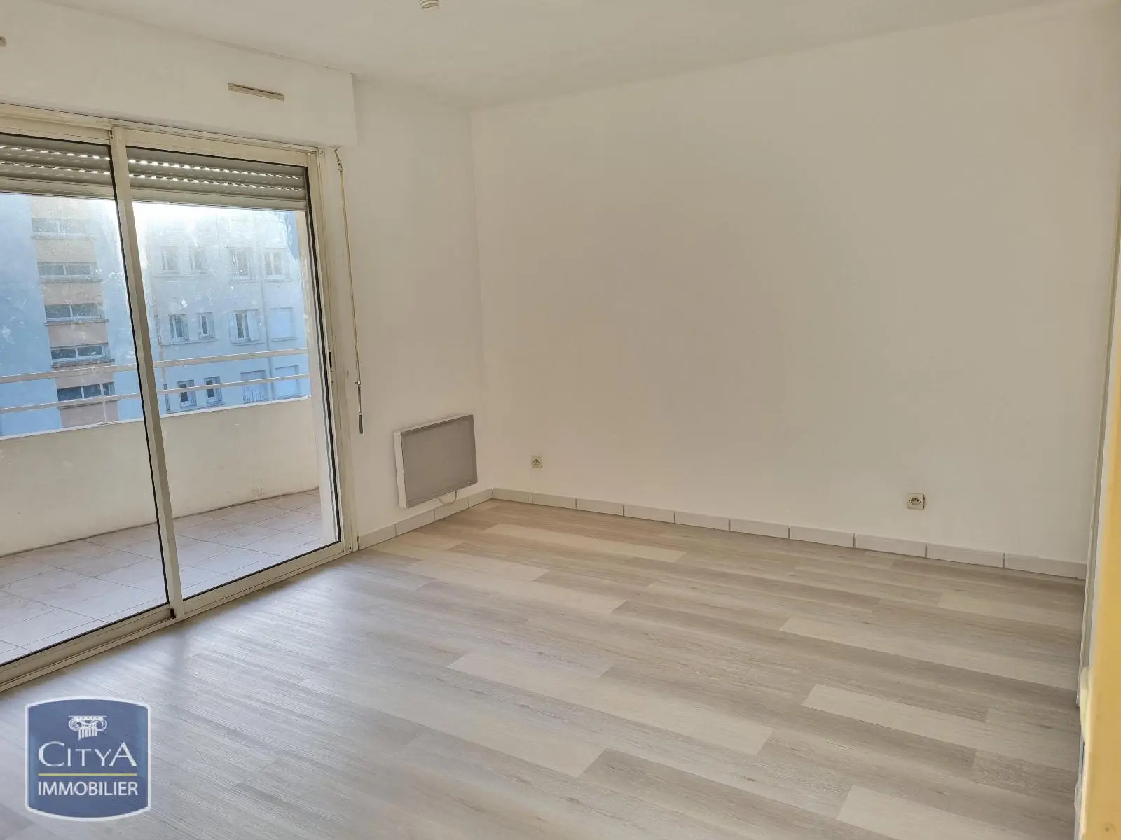 Photo 1 Appartement 1 pièce 32.6m²