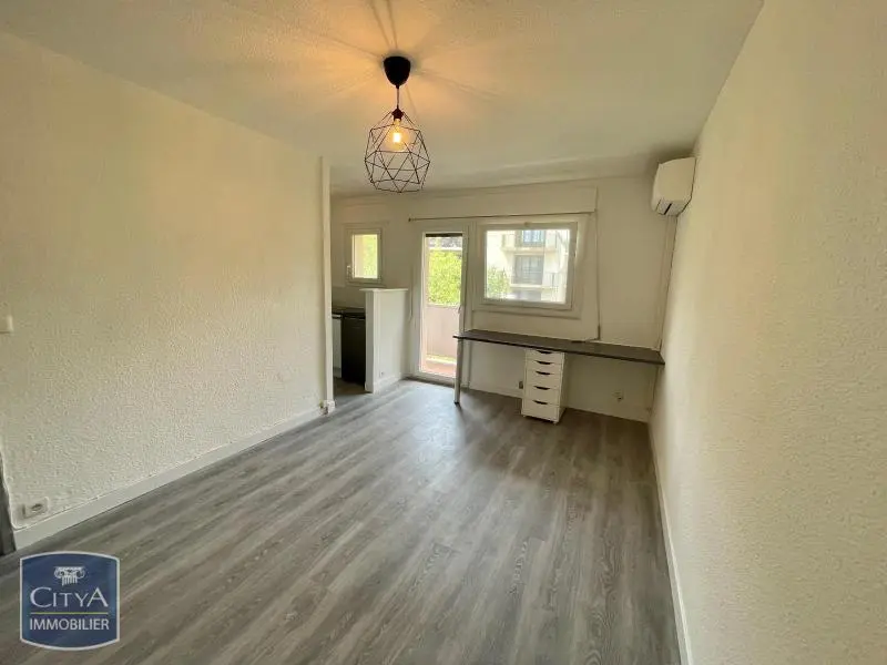 Photo 3 Appartement 1 pièce 20.39m²