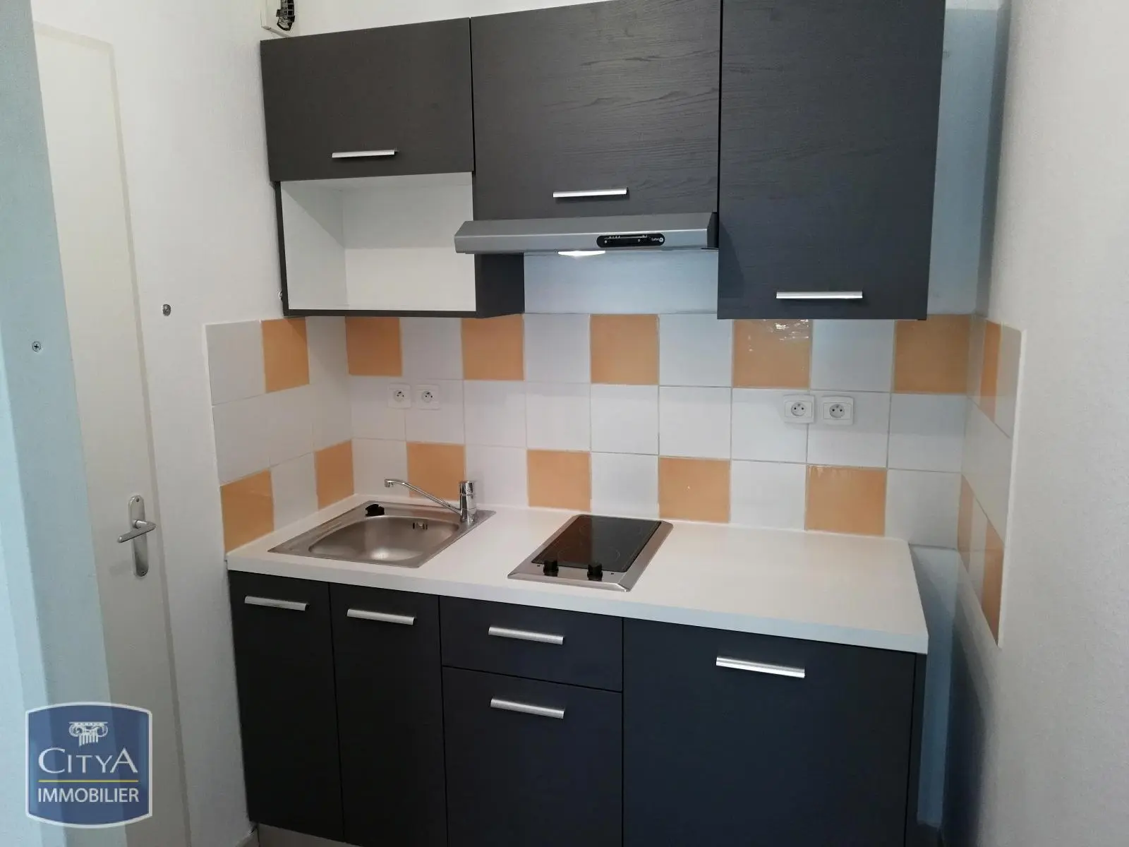 Photo 3 Appartement 1 pièce 30.97m²