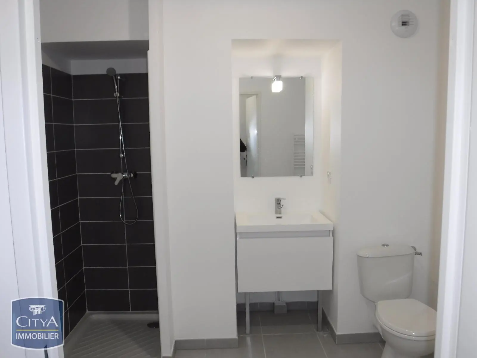 Photo 6 Appartement 1 pièce 37.6m²