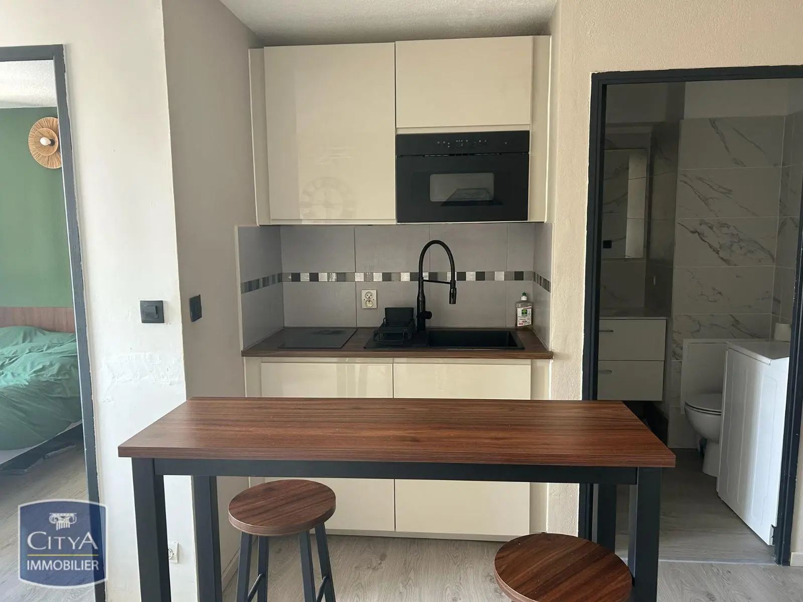 Photo 1 Appartement 2 pièces 31.57m²