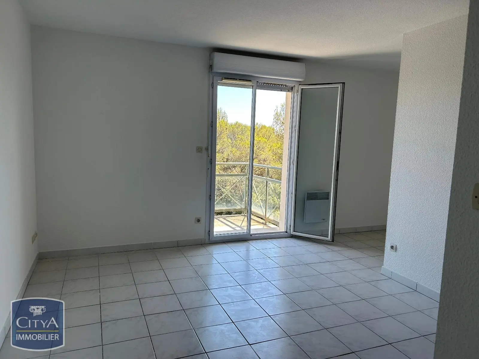 Photo 2 Appartement 1 pièce 26.8m²