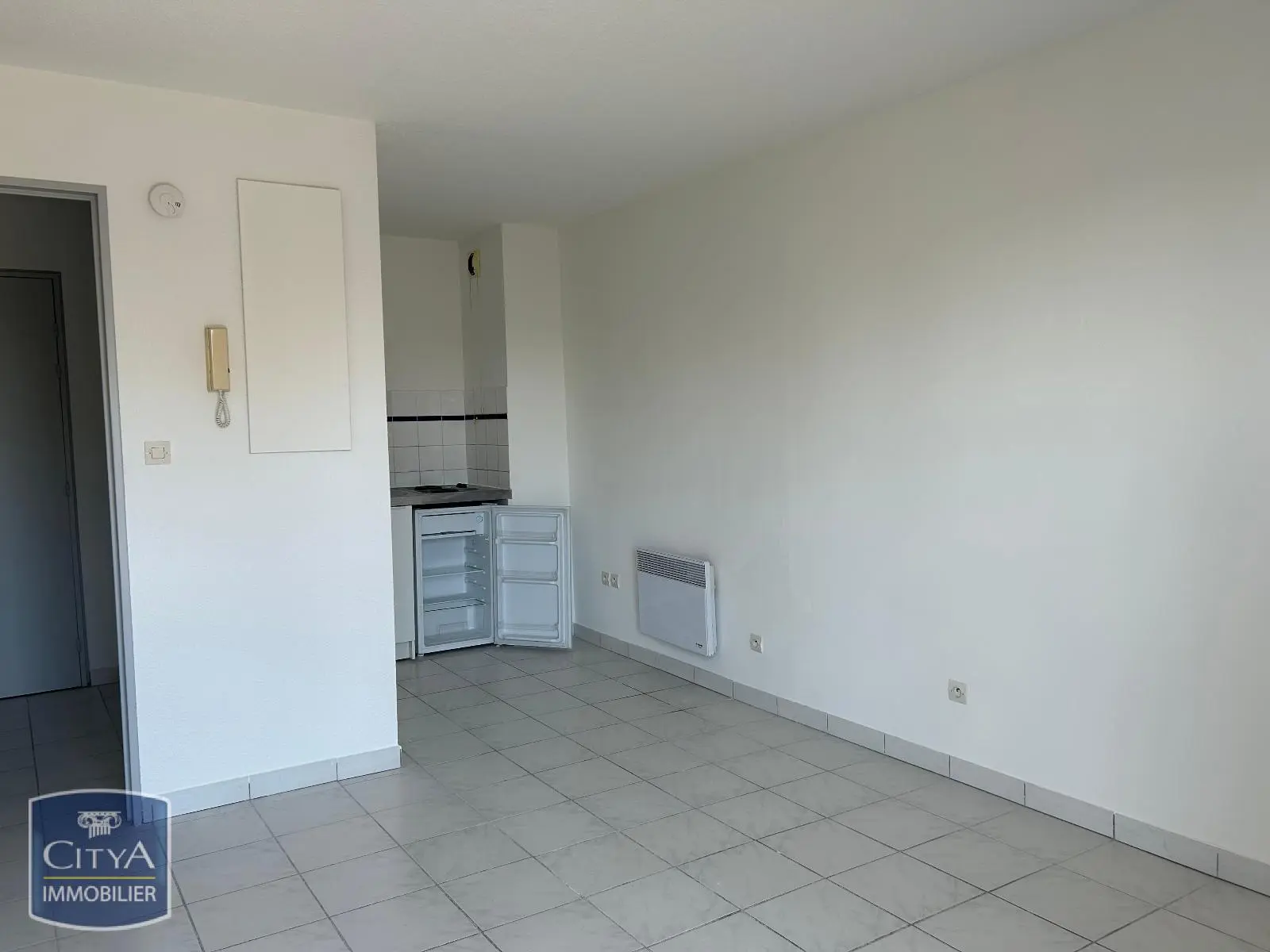 Photo 3 Appartement 1 pièce 26.8m²