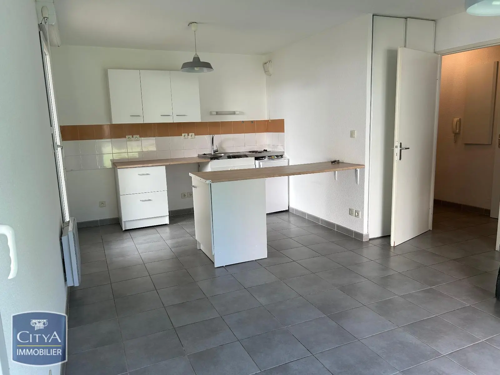 Photo 2 Appartement 2 pièces 43.56m²