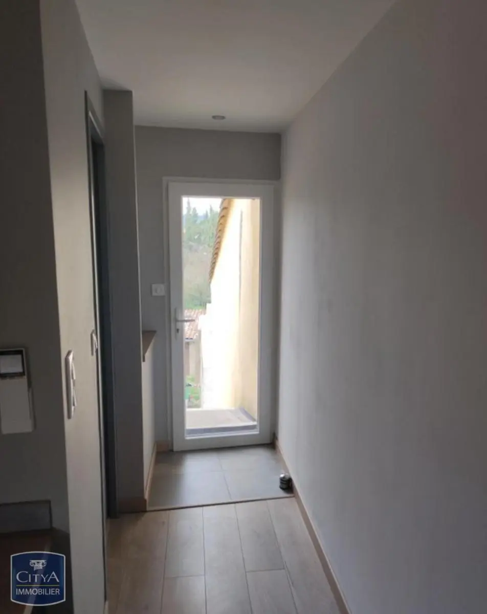 Photo 7 Appartement 1 pièce 28m²