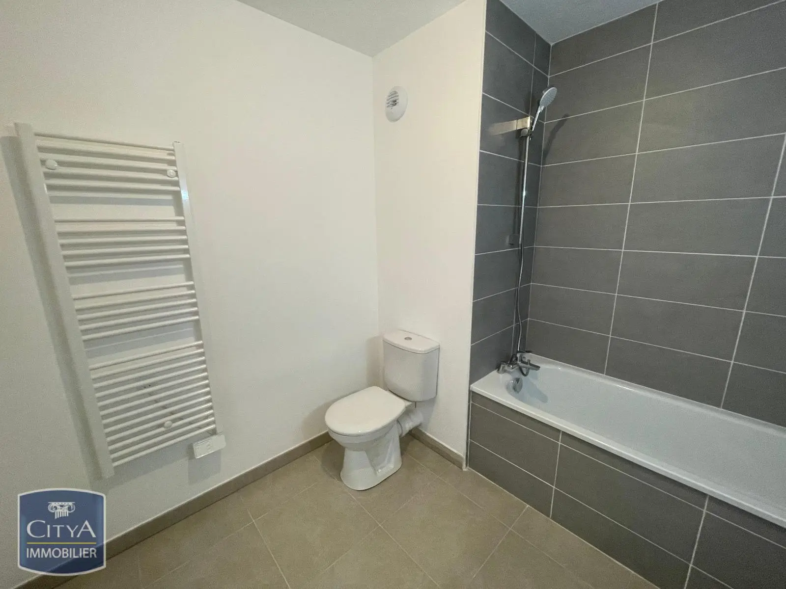 Photo 8 Appartement 1 pièce 28.1m²