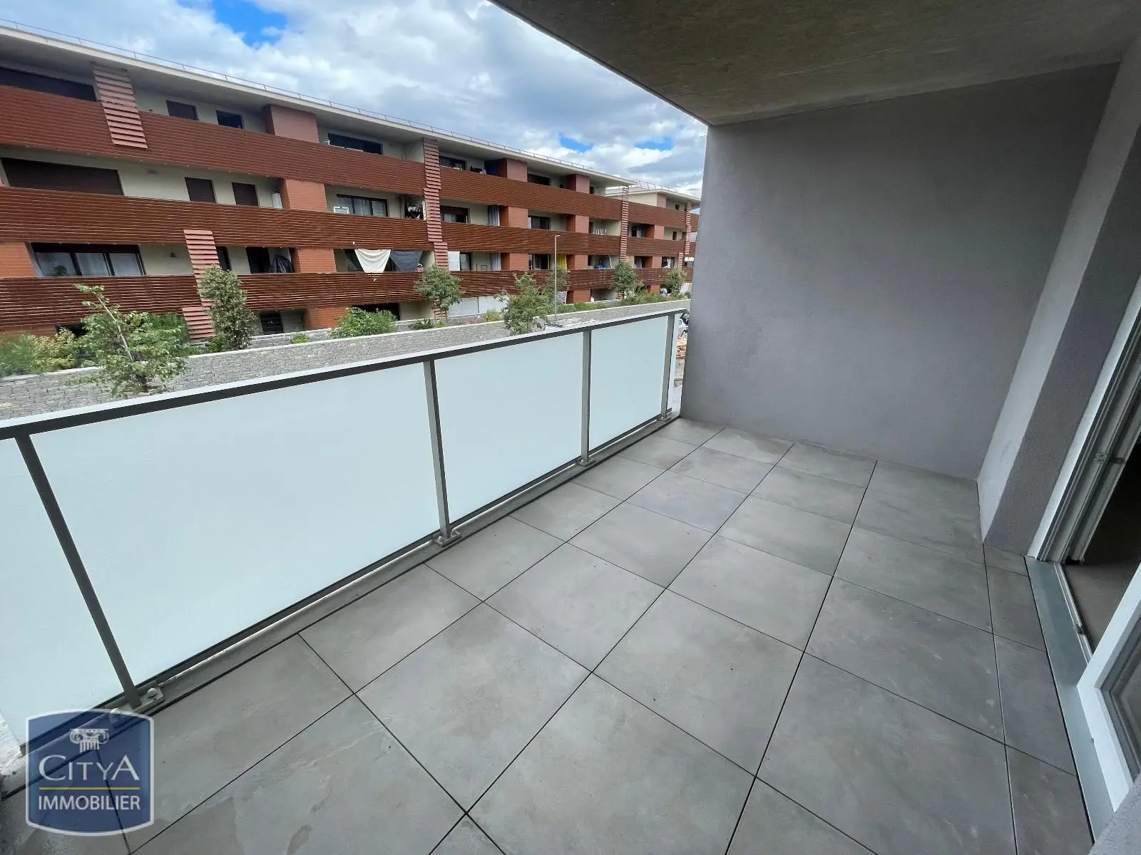 Photo 2 Appartement 1 pièce 28.1m²