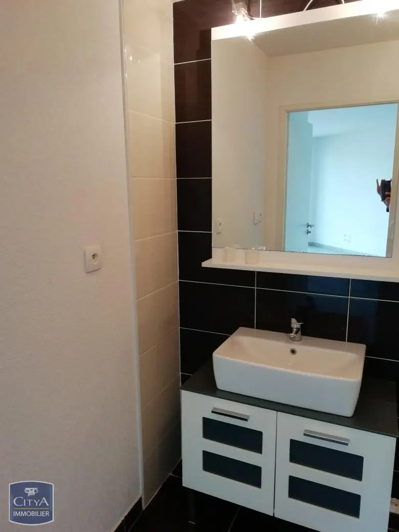 Photo 3 Appartement 1 pièce 32.65m²