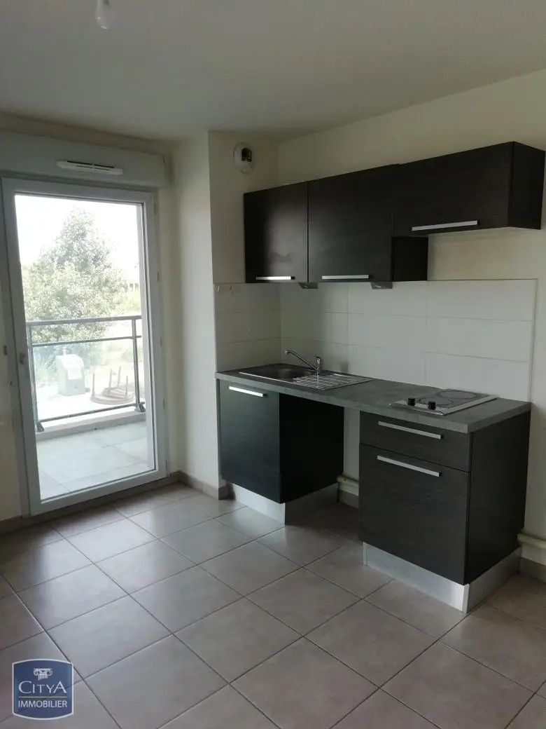 Photo 2 Appartement 1 pièce 32.65m²