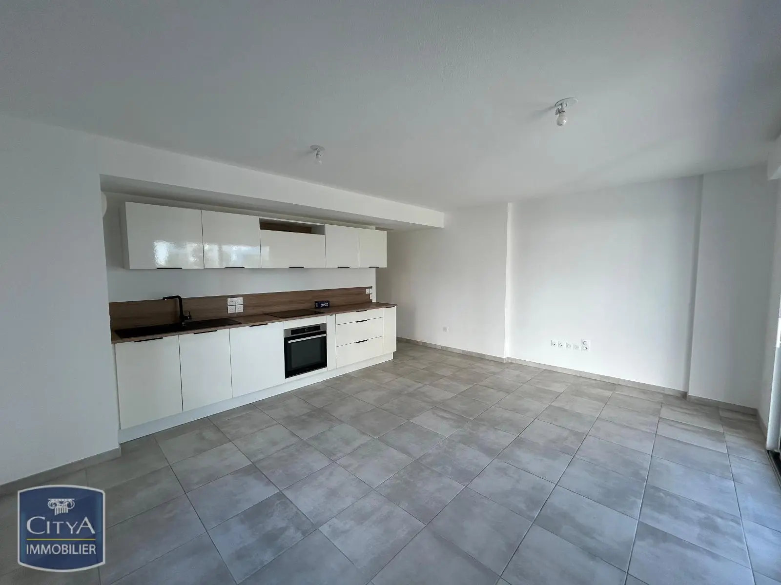 Photo 3 Appartement 2 pièces 52.9m²